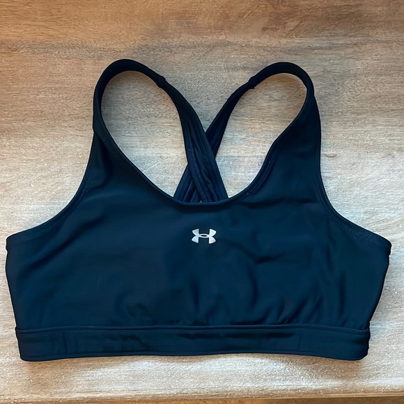 Under Armour Other - Black Under Armour sports bra, medium impact, size L